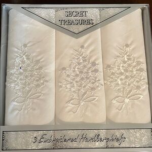 Secret Treasures White Embroidered Handkerchiefs